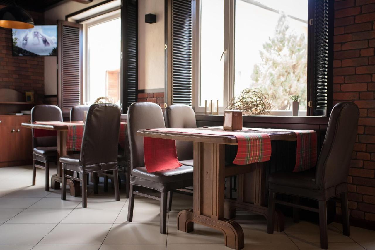 Restoran-Hotel Stariy Melnik โปลตาวา ภายนอก รูปภาพ